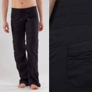 Lululemon yoga camp pants black